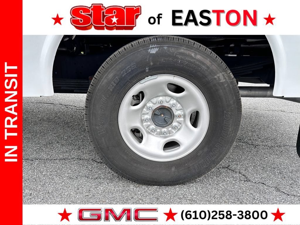 2025 GMC Savana Cutaway 3500 1WT