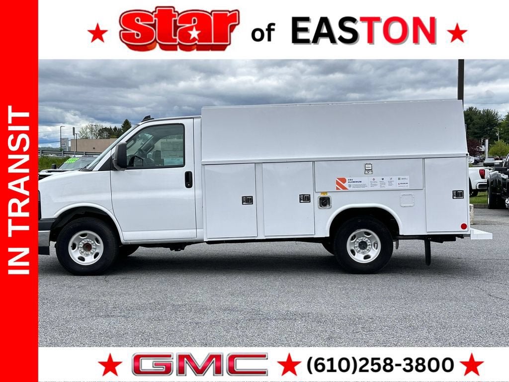 2025 GMC Savana Cutaway 3500 1WT
