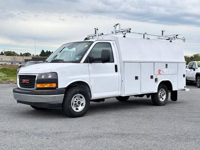 2025 GMC Savana Cutaway 3500 1WT