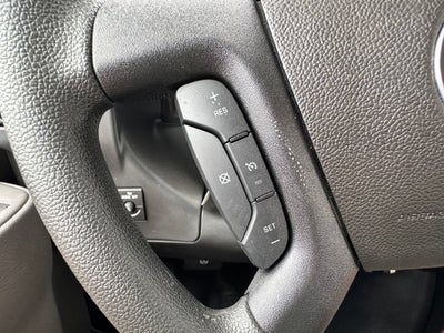 2025 GMC Savana Cutaway 3500 1WT