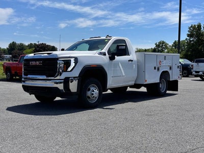 2025 GMC Sierra 3500 HD Chassis Cab Pro