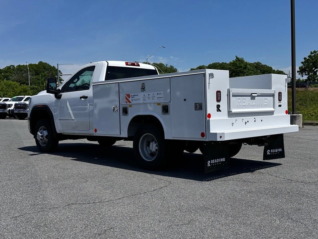 2025 GMC Sierra 3500 HD Chassis Cab Pro