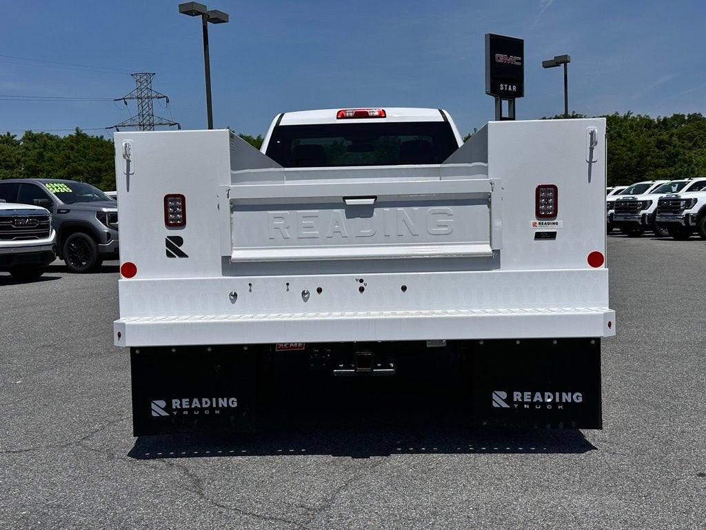 2025 GMC Sierra 3500 HD Chassis Cab Pro