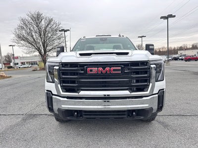 2025 GMC Sierra 3500 HD Chassis Cab Pro