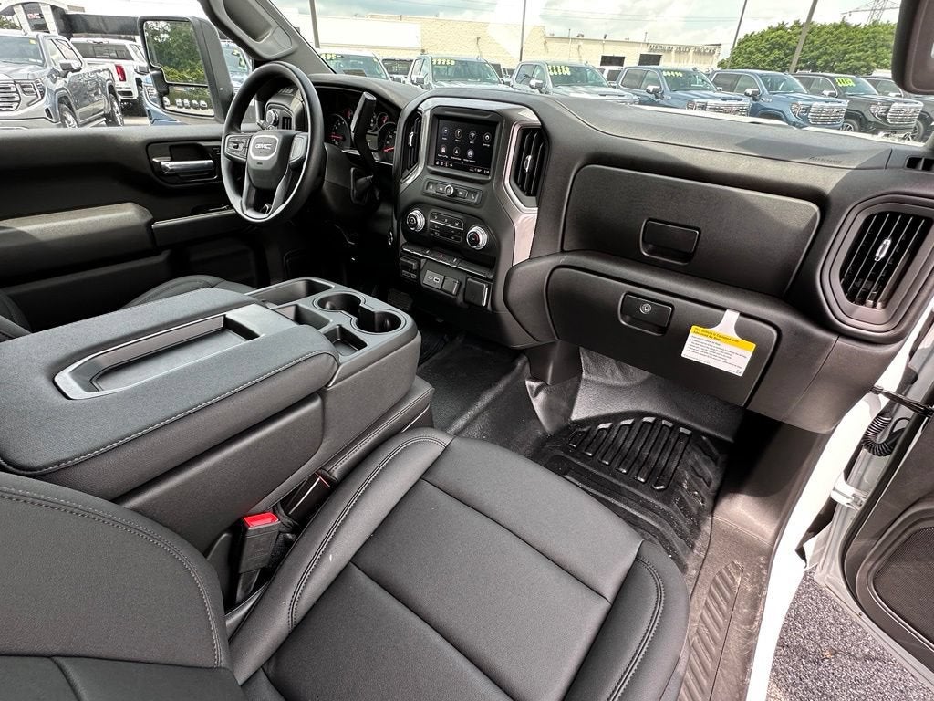 2026 GMC Sierra 3500 HD Chassis Cab Pro