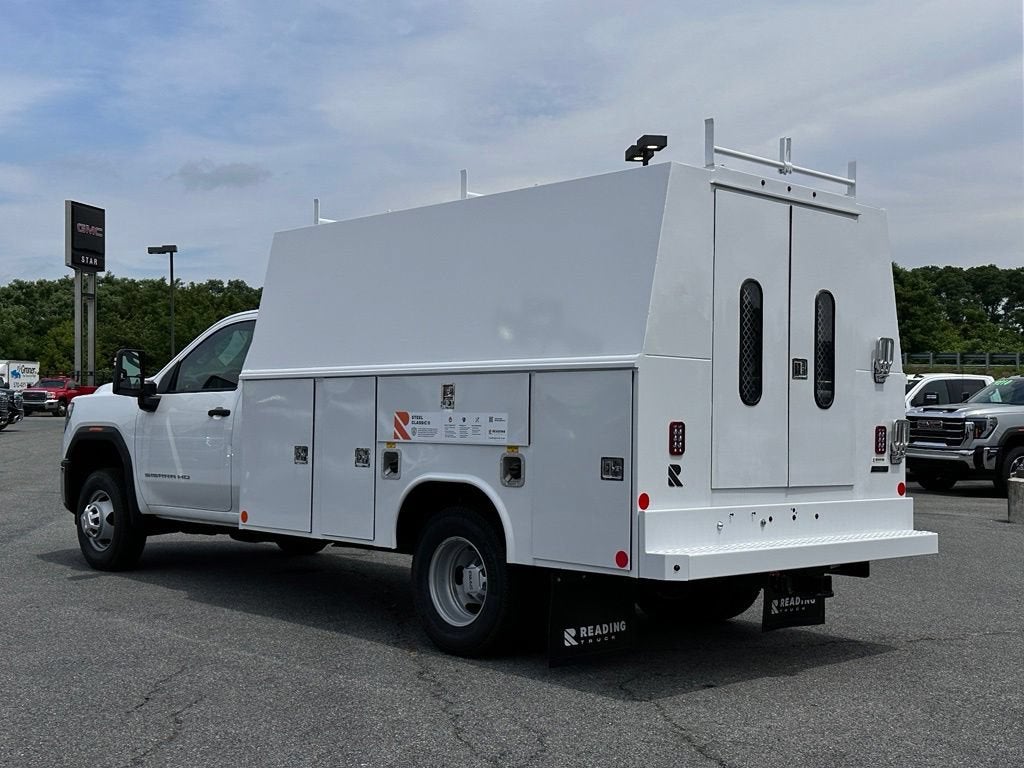 2026 GMC Sierra 3500 HD Chassis Cab Pro