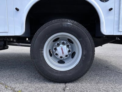 2025 GMC Sierra 3500 HD Chassis Cab Pro