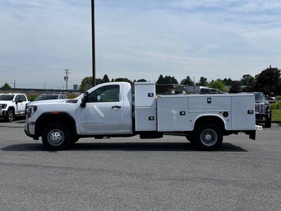 2025 GMC Sierra 3500 HD Chassis Cab Pro