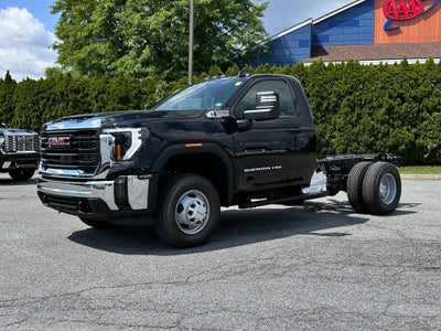 2026 GMC Sierra 3500 HD Chassis Cab Pro
