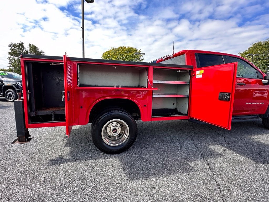 2025 GMC Sierra 3500 HD Chassis Cab Pro