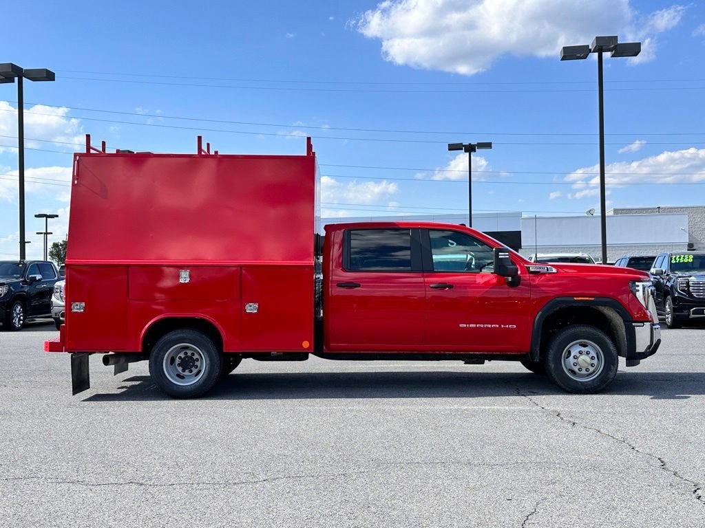 2026 GMC Sierra 3500 HD Chassis Cab Pro