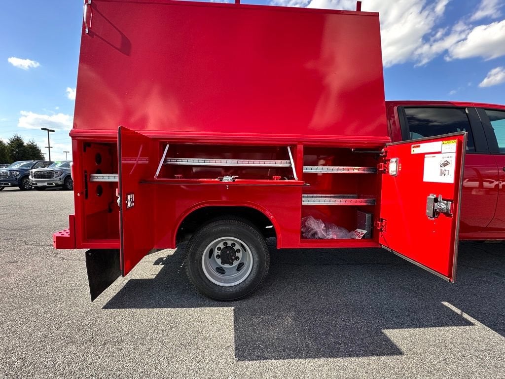 2026 GMC Sierra 3500 HD Chassis Cab Pro
