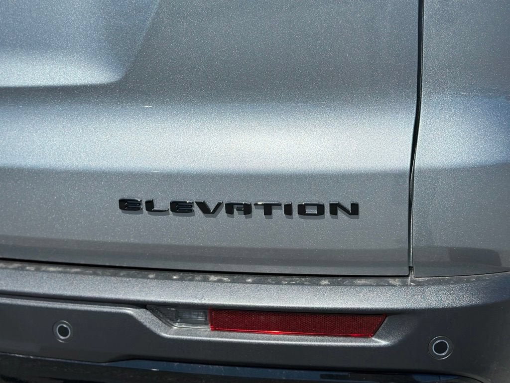 2027 GMC Acadia Elevation