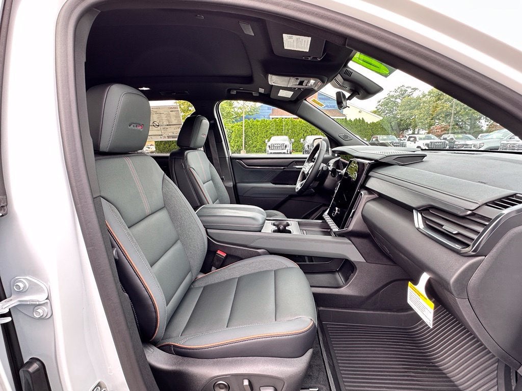 2027 GMC Acadia AT4