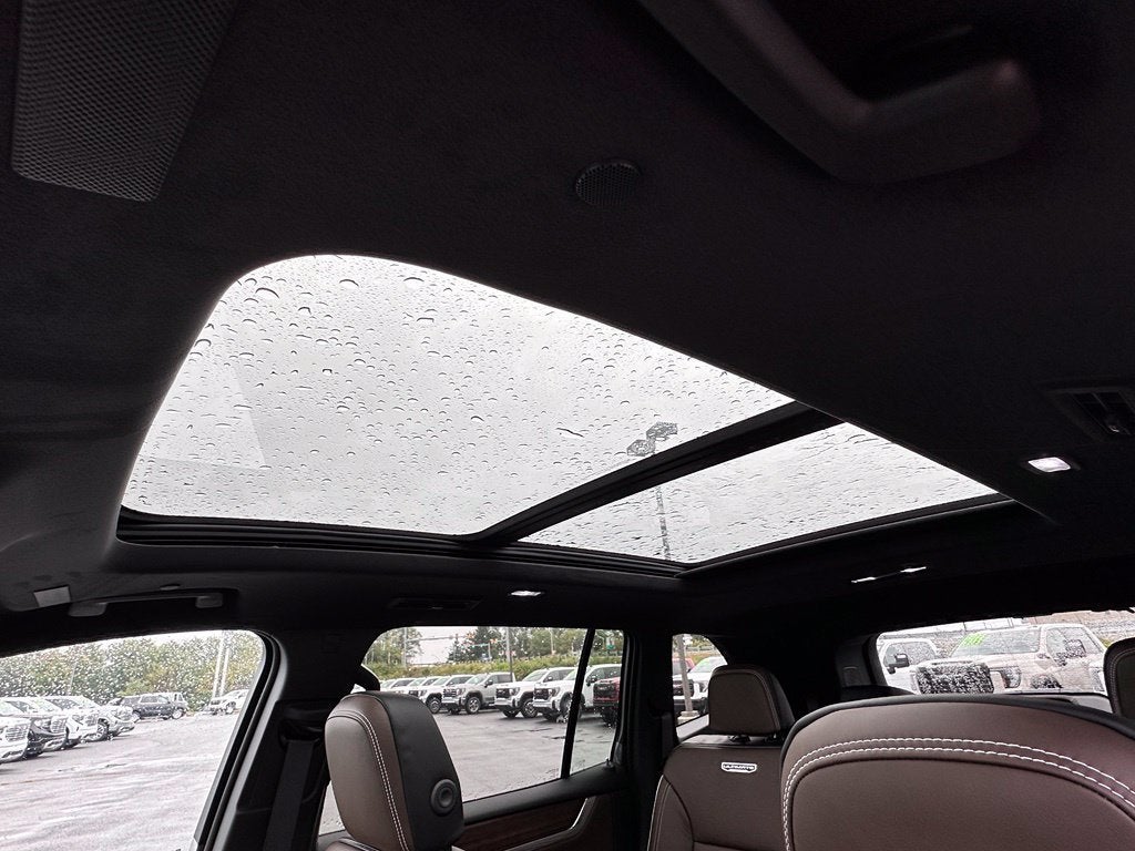 2027 GMC Acadia Denali Ultimate