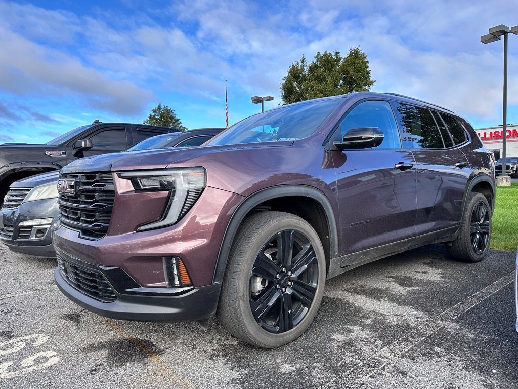 2025 GMC Acadia Elevation
