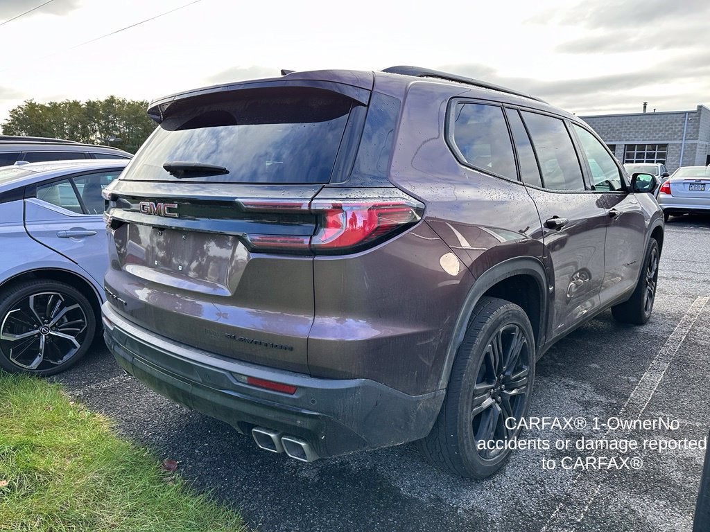 2025 GMC Acadia Elevation