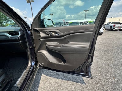 2021 GMC Acadia SLT