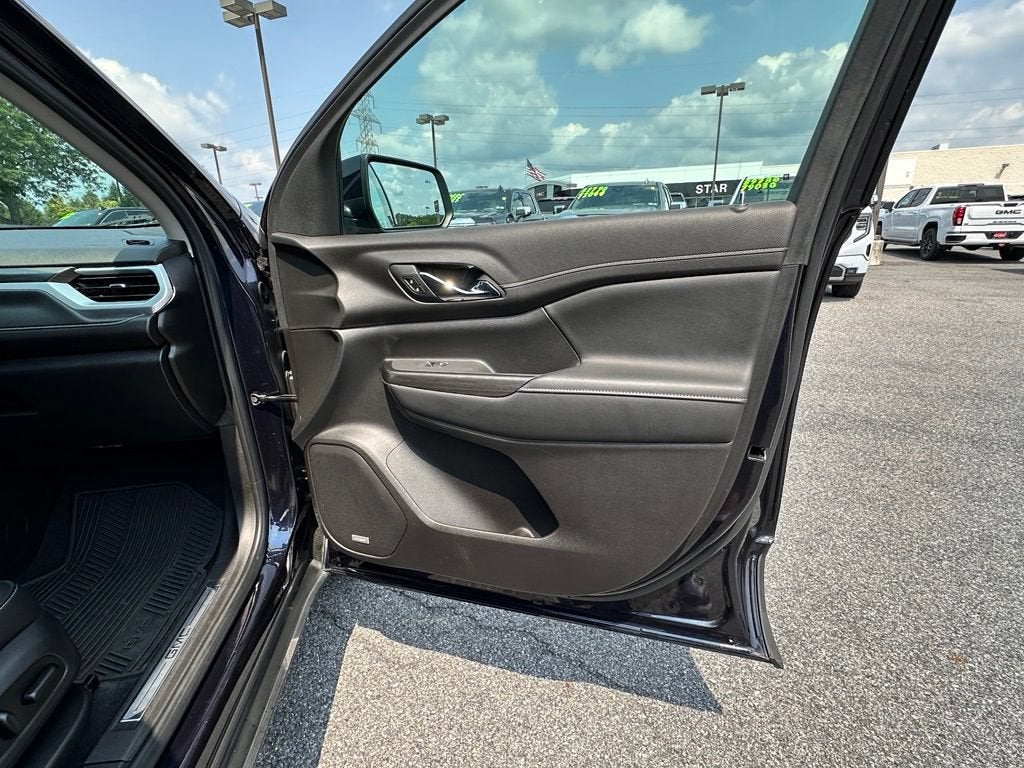 2021 GMC Acadia SLT