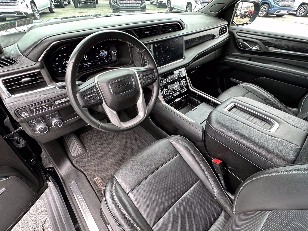 2023 GMC Yukon XL Denali