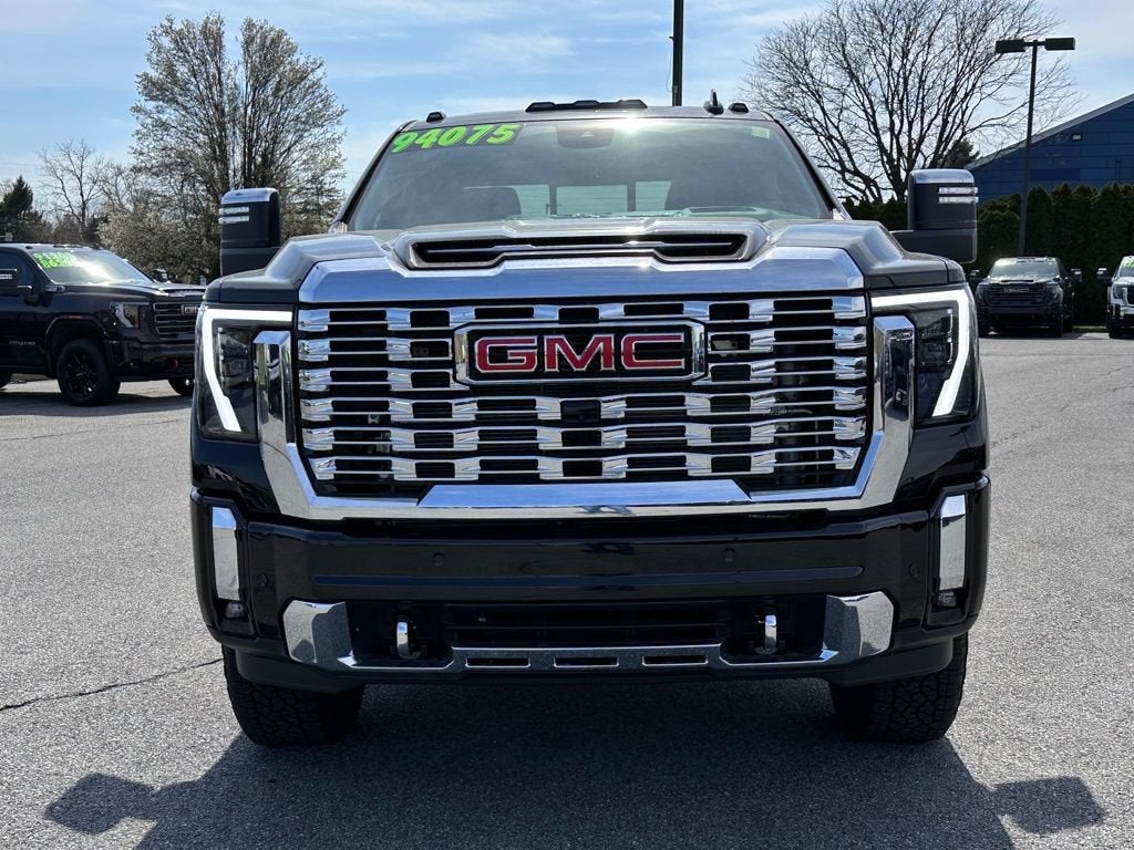 2026 GMC Sierra 3500 HD Denali