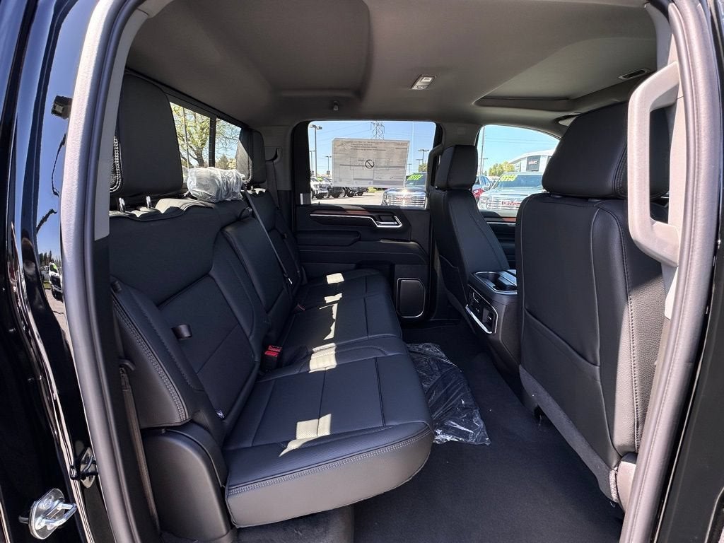 2026 GMC Sierra 3500 HD Denali DRW