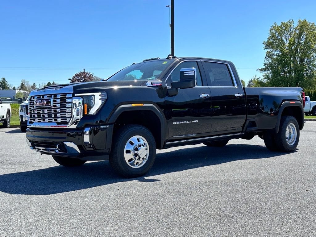 2026 GMC Sierra 3500 HD Denali DRW