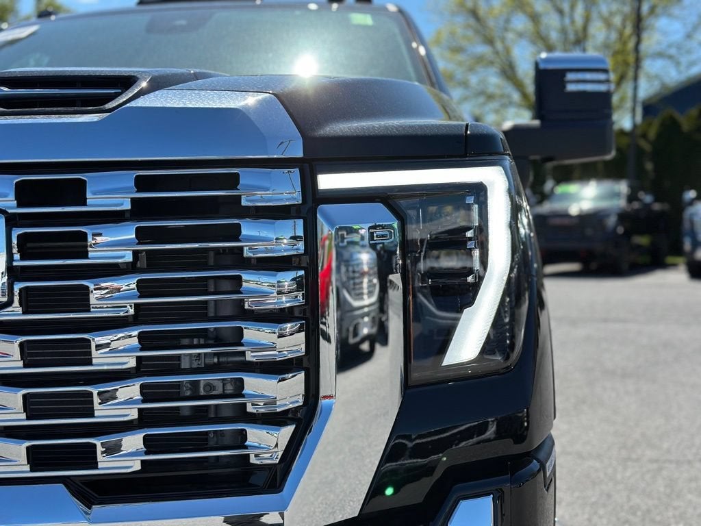 2026 GMC Sierra 3500 HD Denali DRW