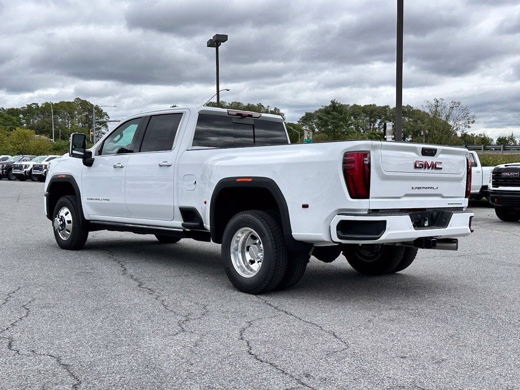 2026 GMC Sierra 3500 HD Denali DRW