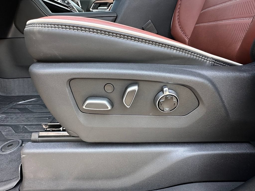 2026 GMC Sierra 3500 HD Denali Ultimate DRW
