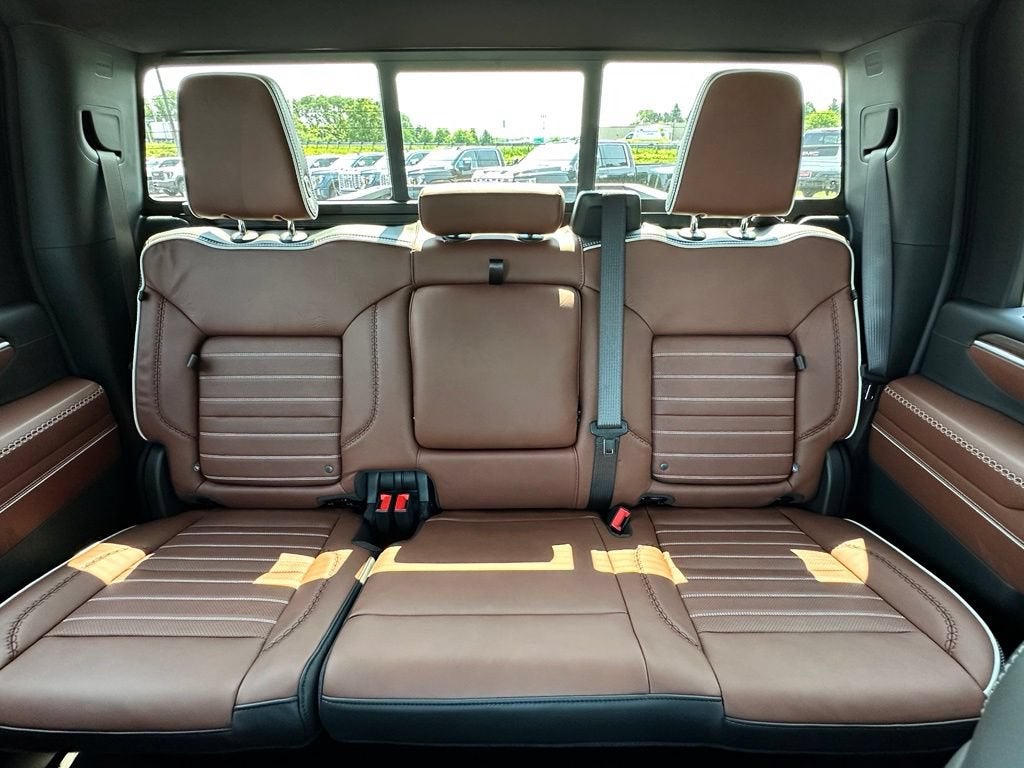 2026 GMC Sierra 3500 HD Denali Ultimate DRW