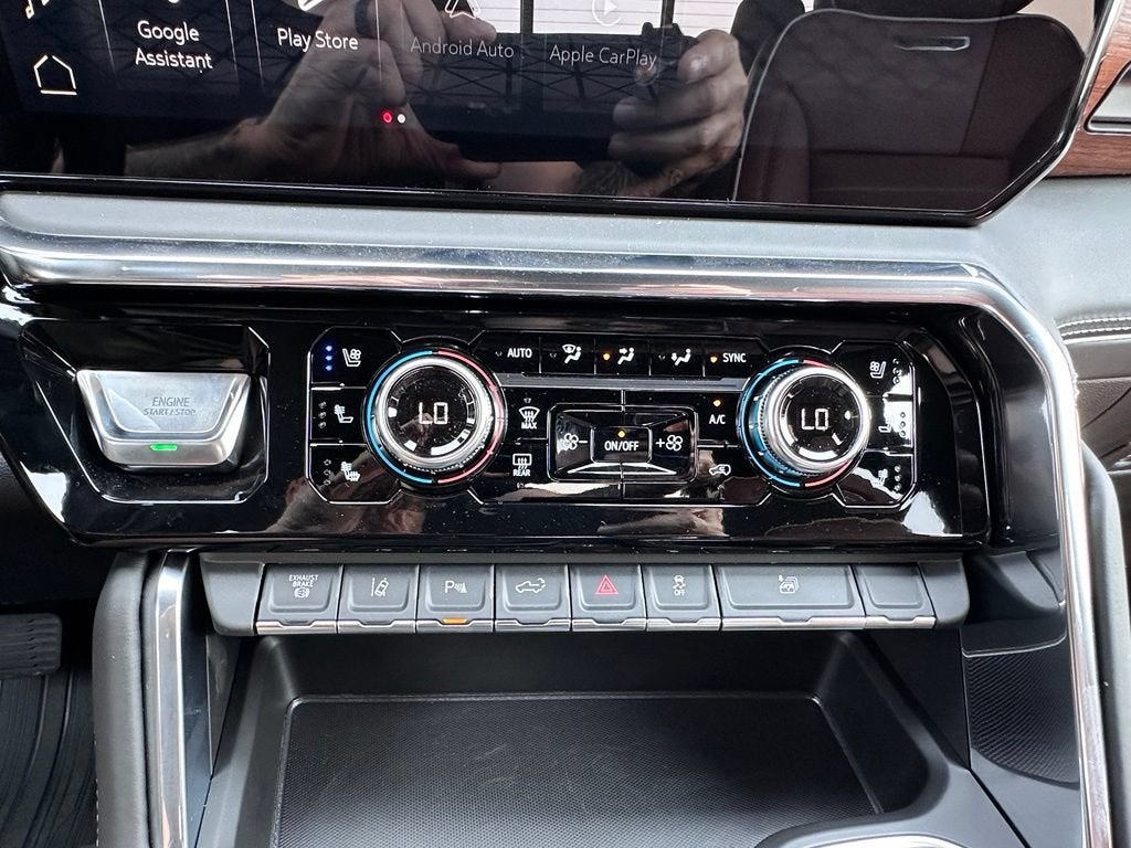 2026 GMC Sierra 3500 HD Denali Ultimate DRW