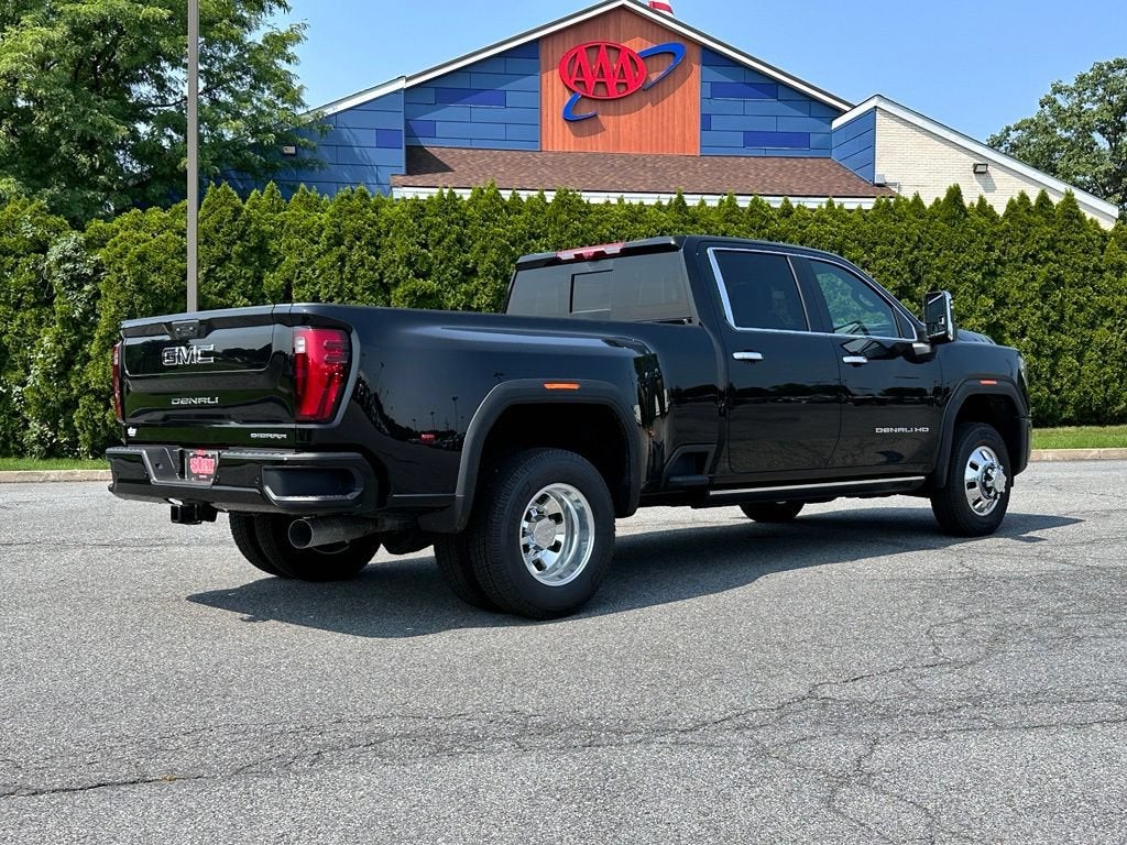 2026 GMC Sierra 3500 HD Denali Ultimate DRW
