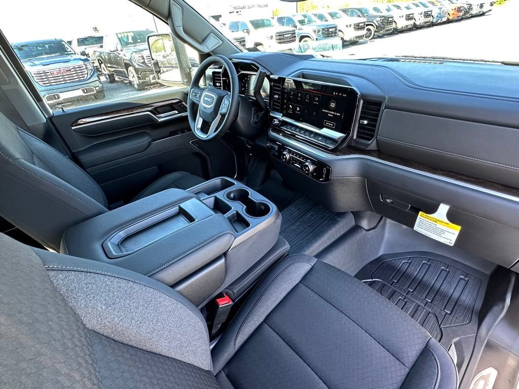 2026 GMC Sierra 2500 HD SLE