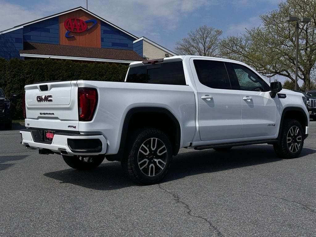 2023 GMC Sierra 1500 AT4