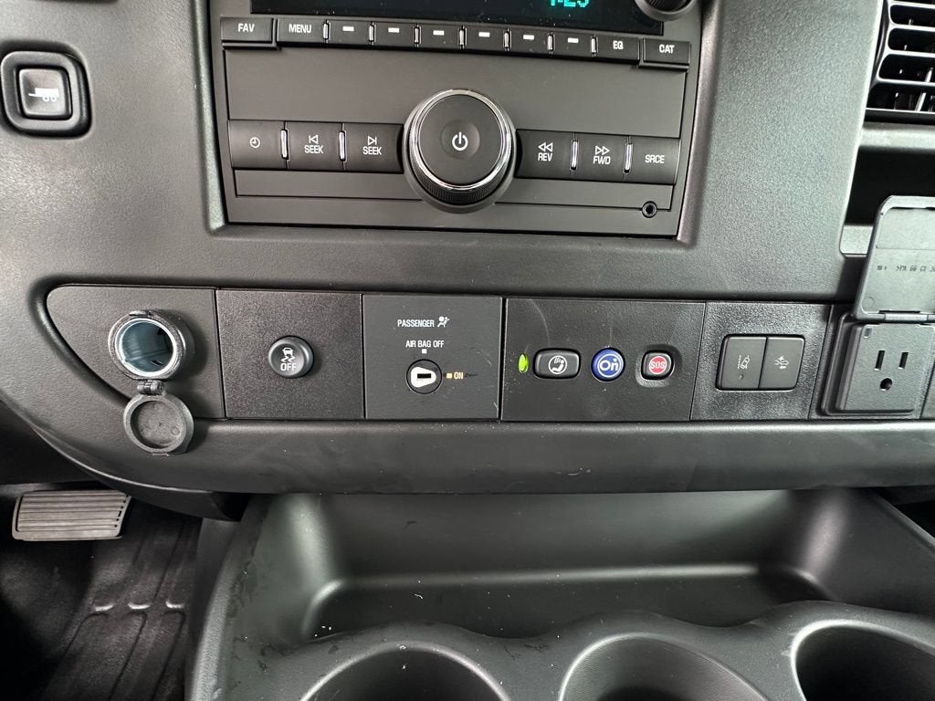 2025 GMC Savana Cargo Work Van