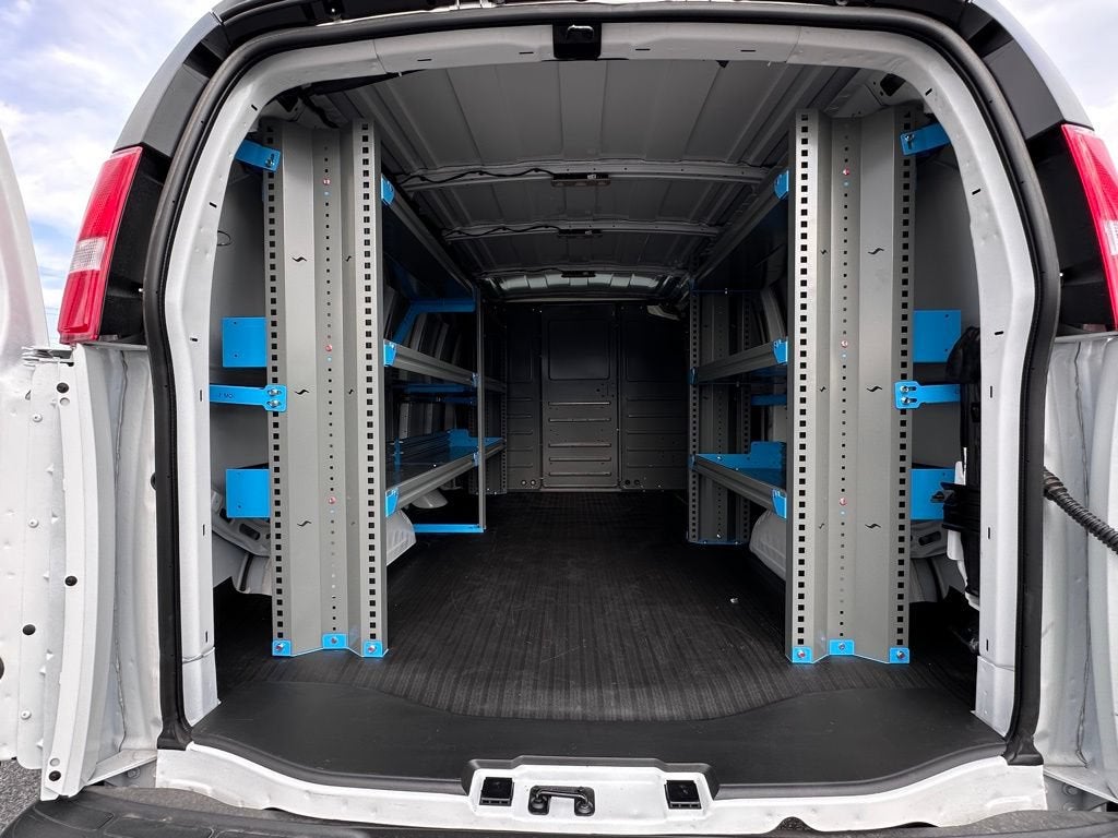 2025 GMC Savana Cargo Work Van