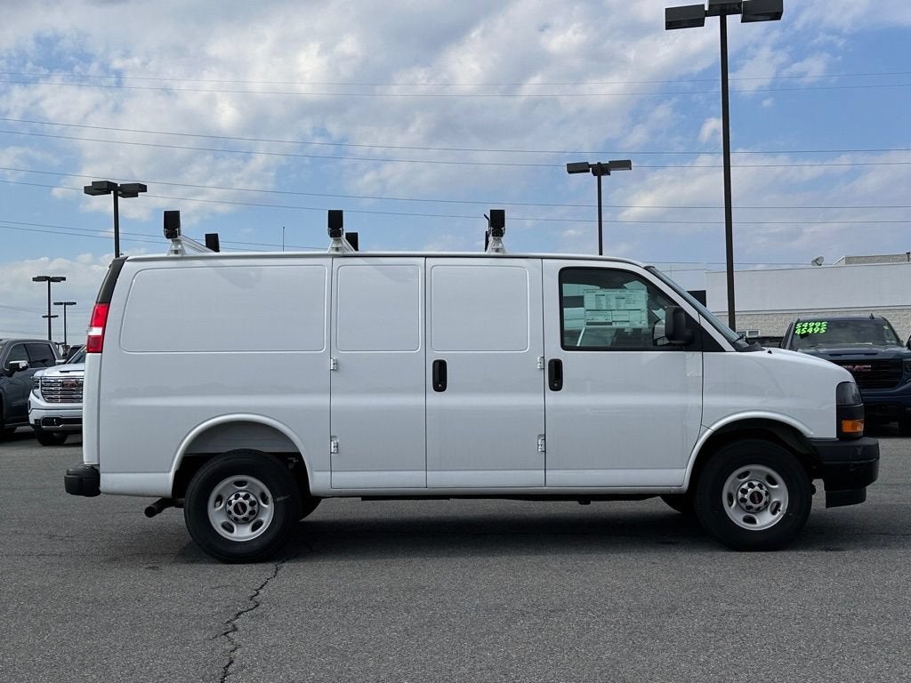 2025 GMC Savana Cargo Work Van