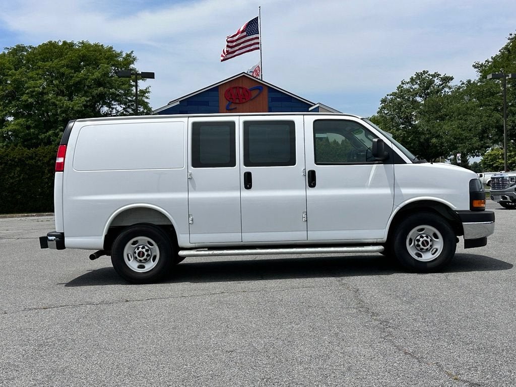 2025 GMC Savana Cargo Work Van