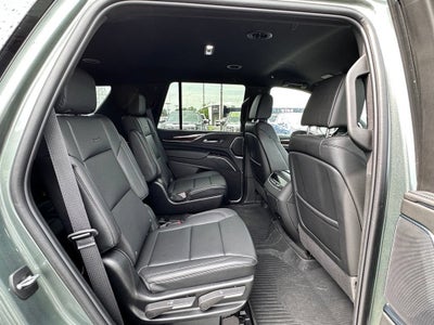 2024 Cadillac Escalade Luxury
