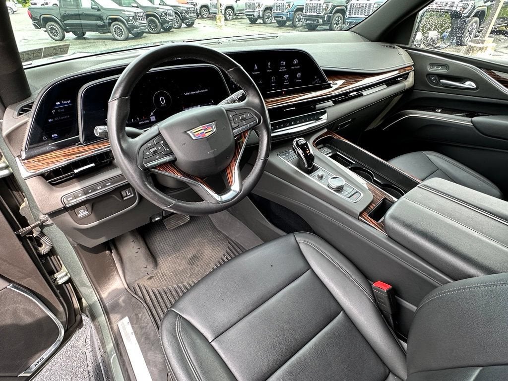 2024 Cadillac Escalade Luxury