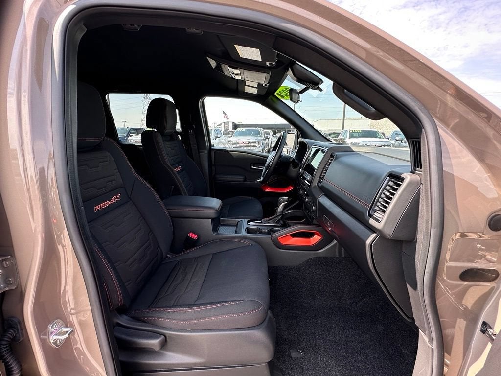 2024 Nissan Frontier Crew Cab PRO-4X 4x4