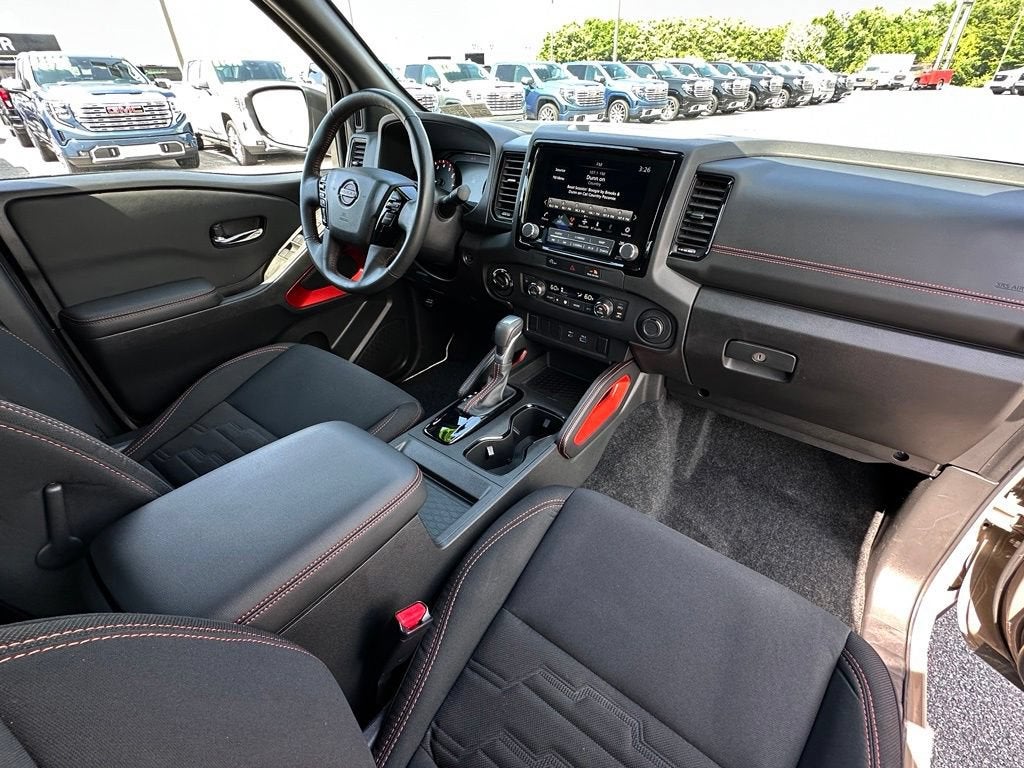 2024 Nissan Frontier Crew Cab PRO-4X 4x4