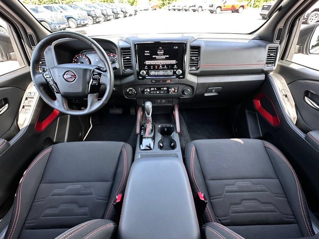 2024 Nissan Frontier Crew Cab PRO-4X 4x4