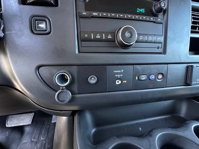 2025 GMC Savana Cutaway 3500 1WT