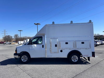 2026 GMC Savana Cutaway 3500 1WT