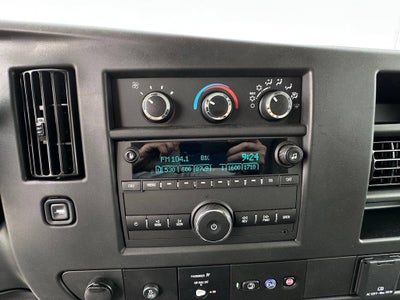2025 GMC Savana Cutaway 3500 1WT