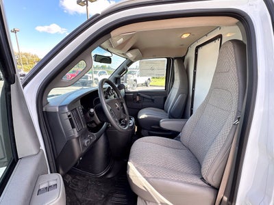 2026 GMC Savana Cutaway 4500 2WT