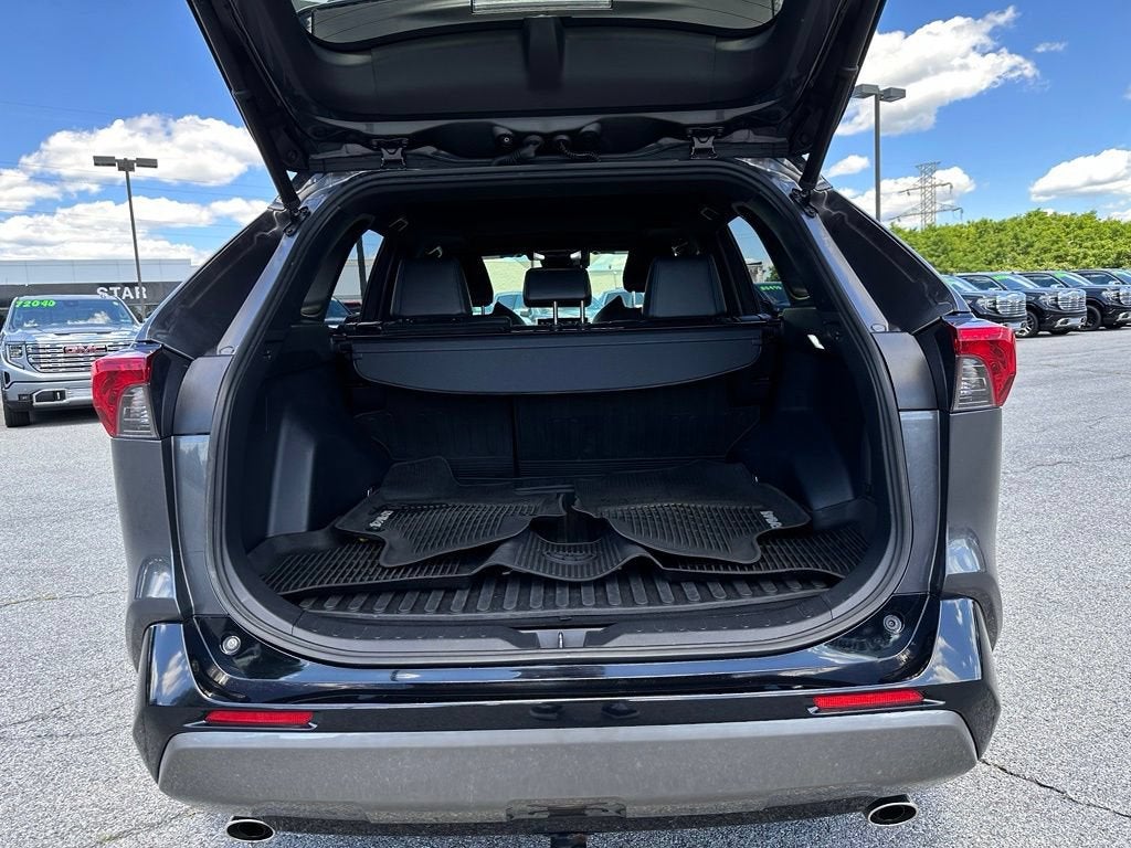 2020 Toyota RAV4 Hybrid XSE