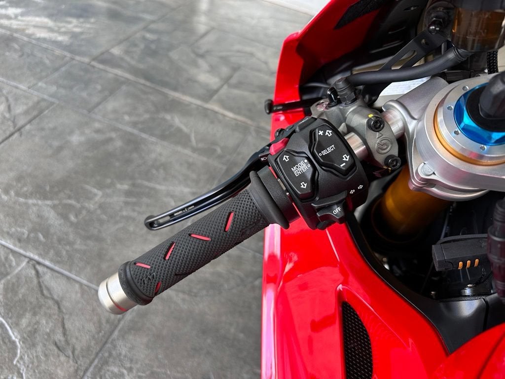 2023 Ducati Panigale Base